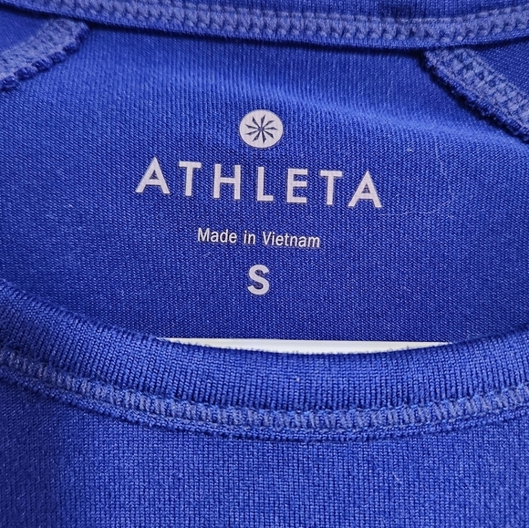 Athleta Blue Long Sleeve athletic Top size small - Picture 6 of 9